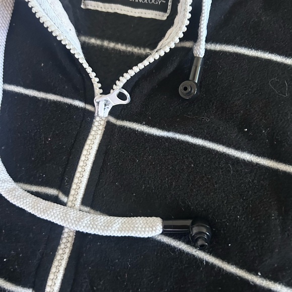 Digital Revolution zip up with headphone strings - Picture 3 of 4